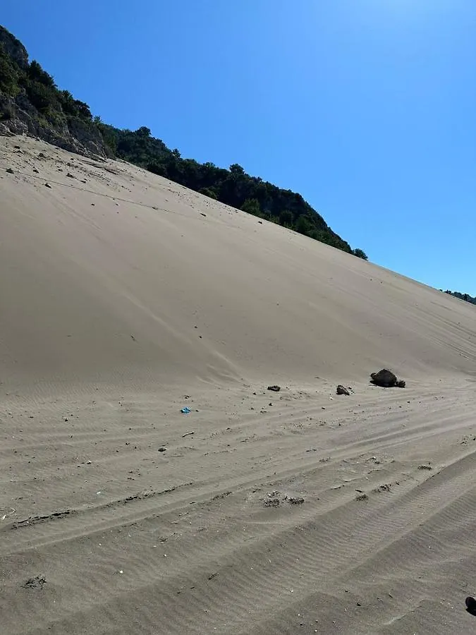 Rrjolli View Beach Velipojë